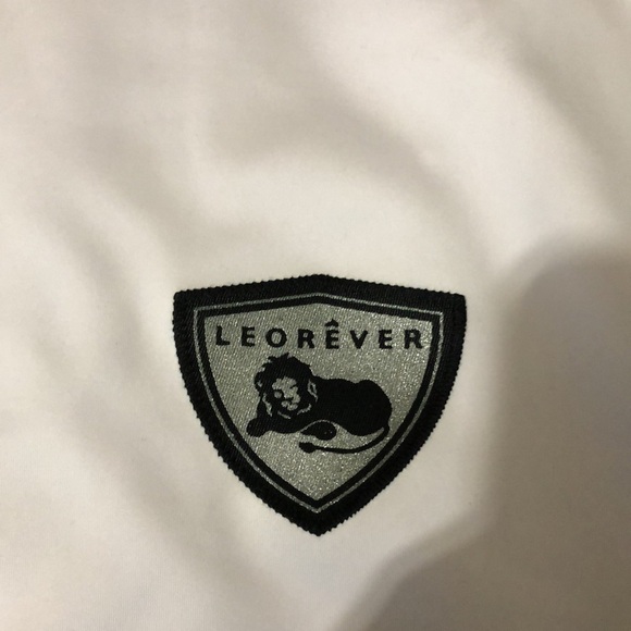 Leorever zip up jacket! - Picture 3 of 6